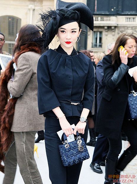 �ع�׸���Ů�ǳ������д�����