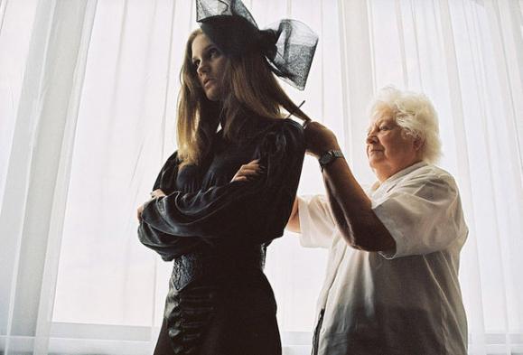 ������Ӱʦ������ഺ����Ů